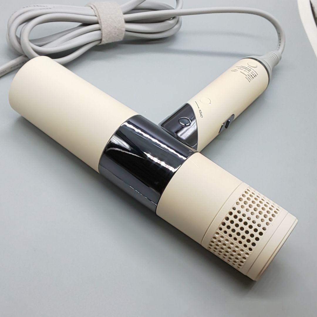 絹女　キヌジョ　KINUJO 大風量マイナスイオン ドライヤー《正規品》980