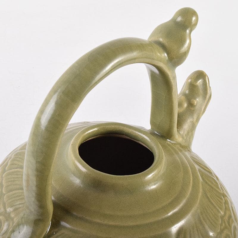 中国 龍泉窯 青磁 三つ足 神獣口水注瓶 C 7054 - メルカリ