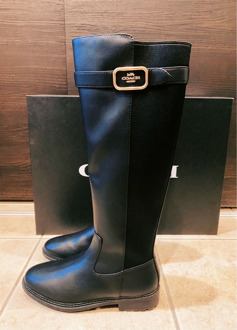 【未使用に近い】コーチCOACH ロングブーツ ブラック ゴ 中古・古着通販】COACH (コーチ) COACH ロングブーツ ブラック サイズ