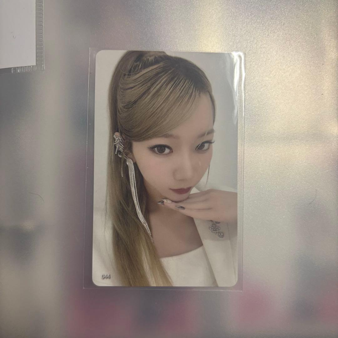 IS:SUE イッシュ RINO 坂口梨乃 プレミアムトレカ　レア 坂口梨乃 RINO FC盤 トレカ IS:SUE イッシュ プレミアムトレカ - メルカリ