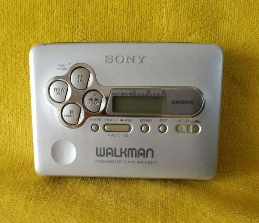 SONY WALKMAN カセットウォークマン WM-FX877 ジャンク - メルカリ