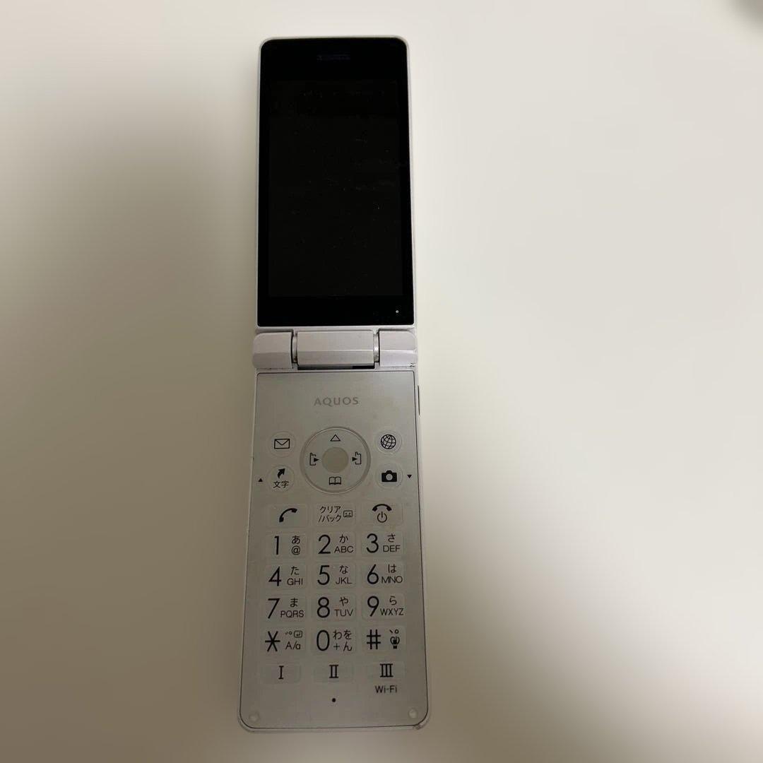 ソフトバンクバンク　AQUOSケータイ4 A205SH ブラック　ガラケー AQUOS ケータイ4 ソフトバンクのスペック・性能｜AQUOS：シャープ