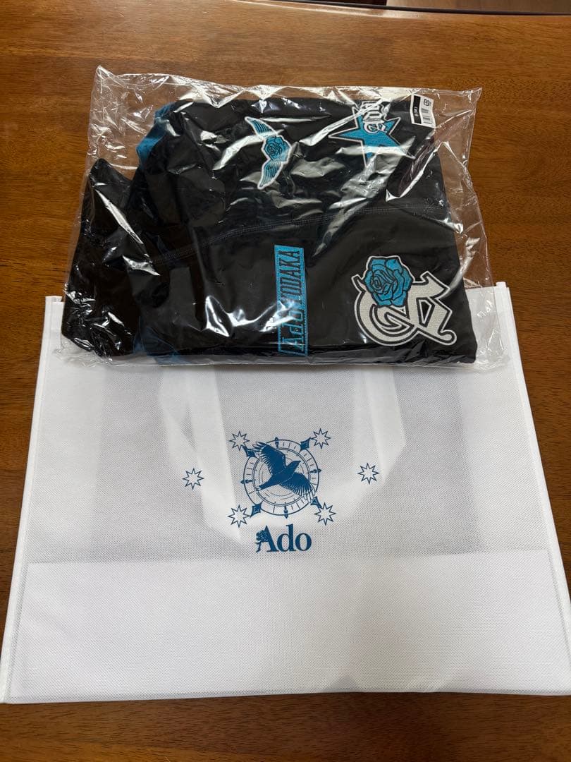 Ado よだか トラックジャケット 小 Mサイズ - メルカリ