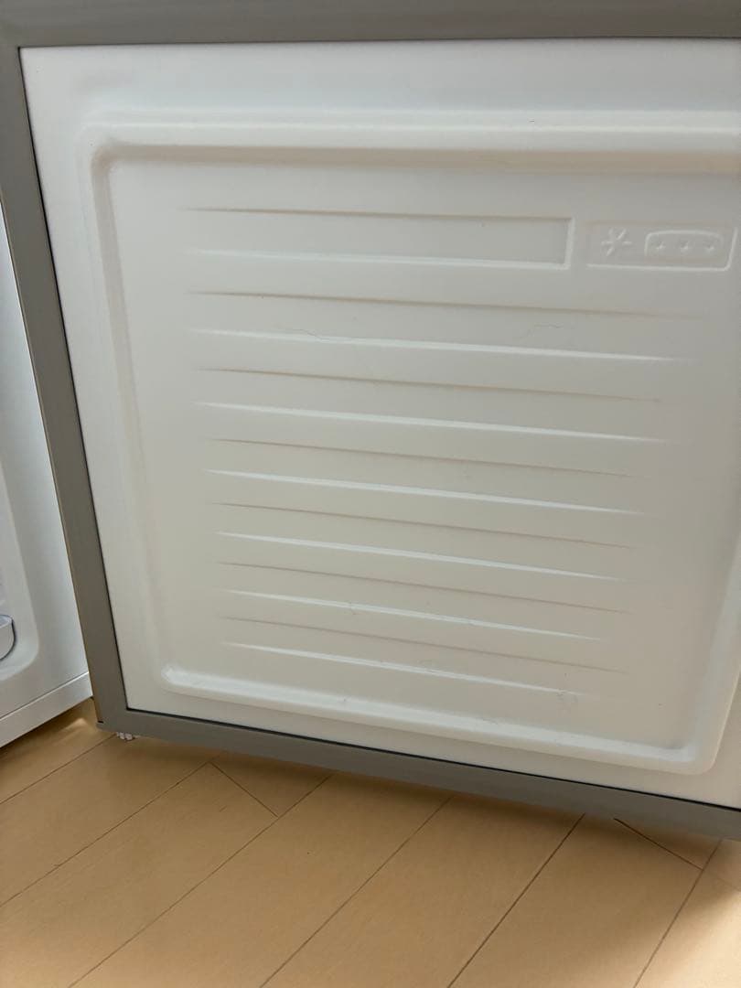 宮城手渡し※アイリス冷凍・冷蔵庫 直冷式 ゴールド2025年4月購入 小型