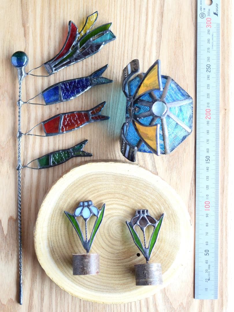 ステンドグラスの鯉のぼりと菖蒲とミニ兜(子供の日2点セット・KOI21