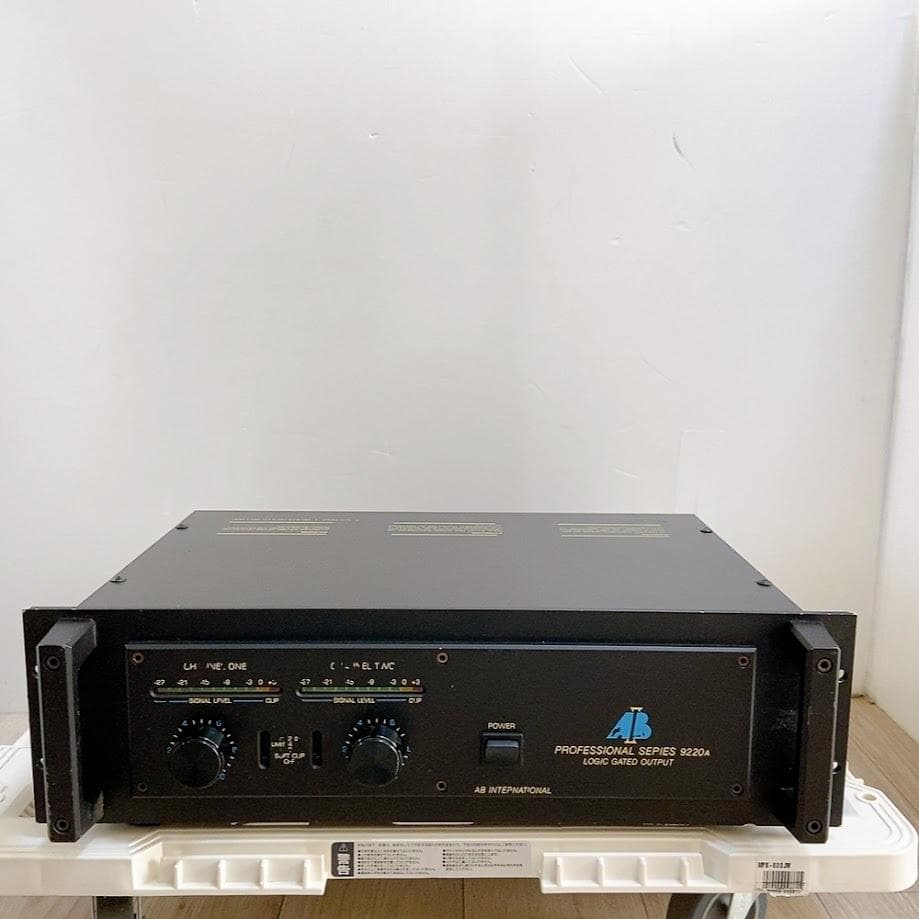 AB INTERNATIONAL 9220A パワーアンプ アメリカ製 - メルカリ