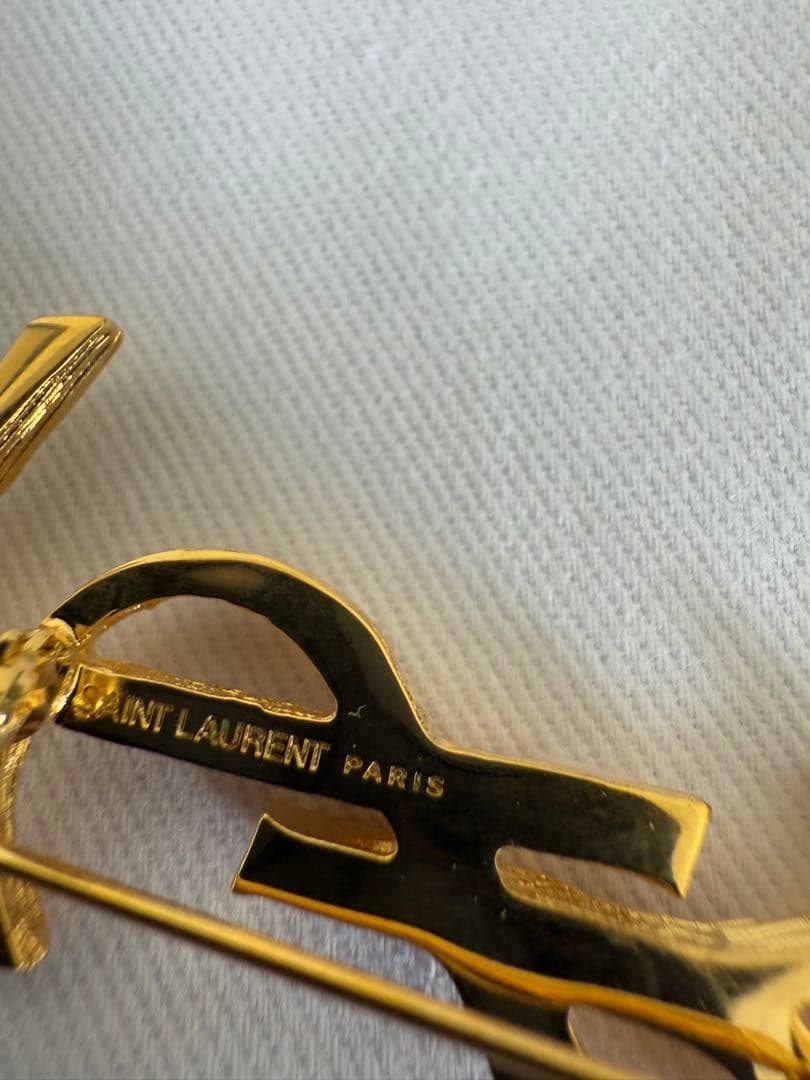 SAINT LAURENT YSLロゴブローチ ゴールド