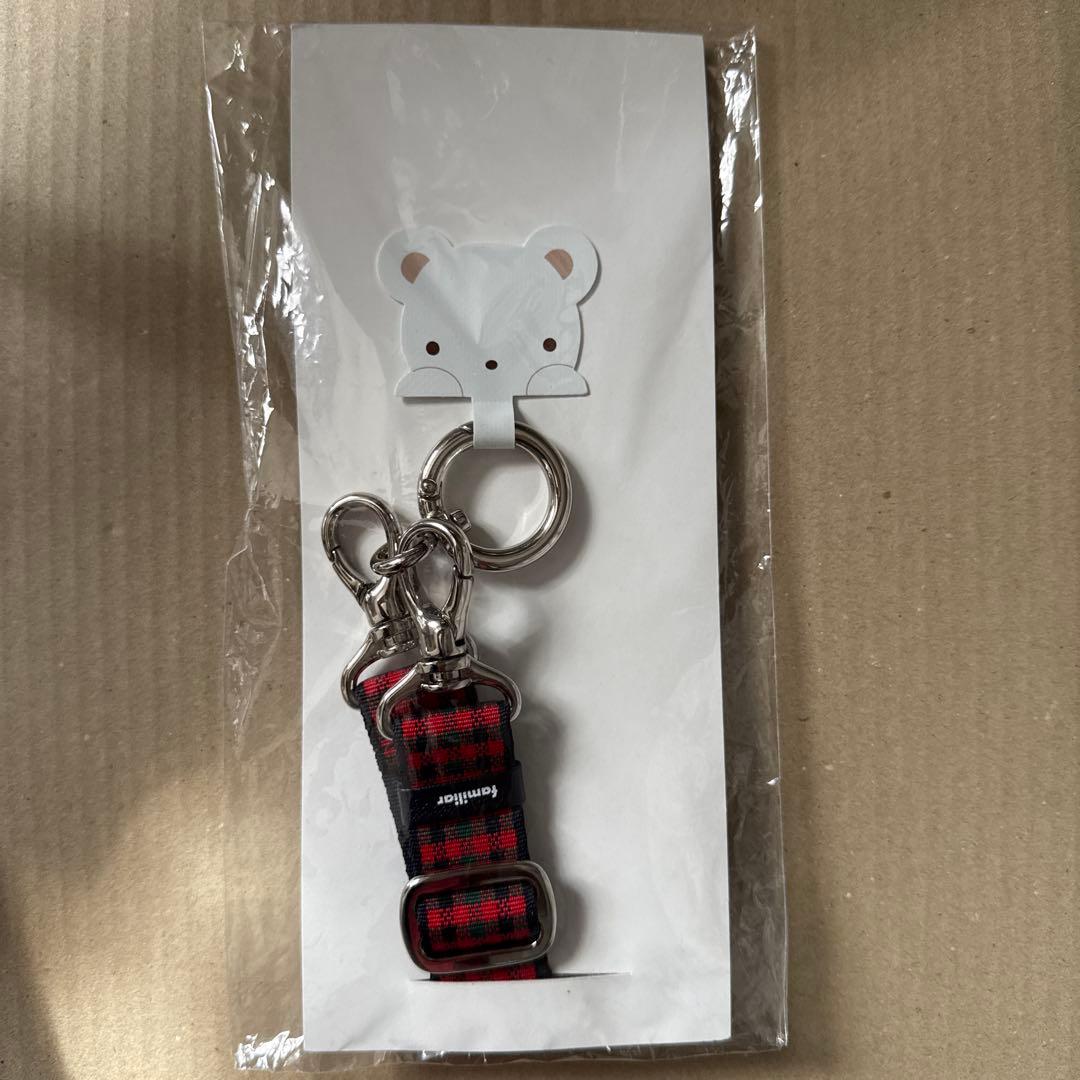 ファミリア　ショルダーストラップ　赤チェック 新品未使用 完売品 ファミリア familiar ショルダーストラップ 赤