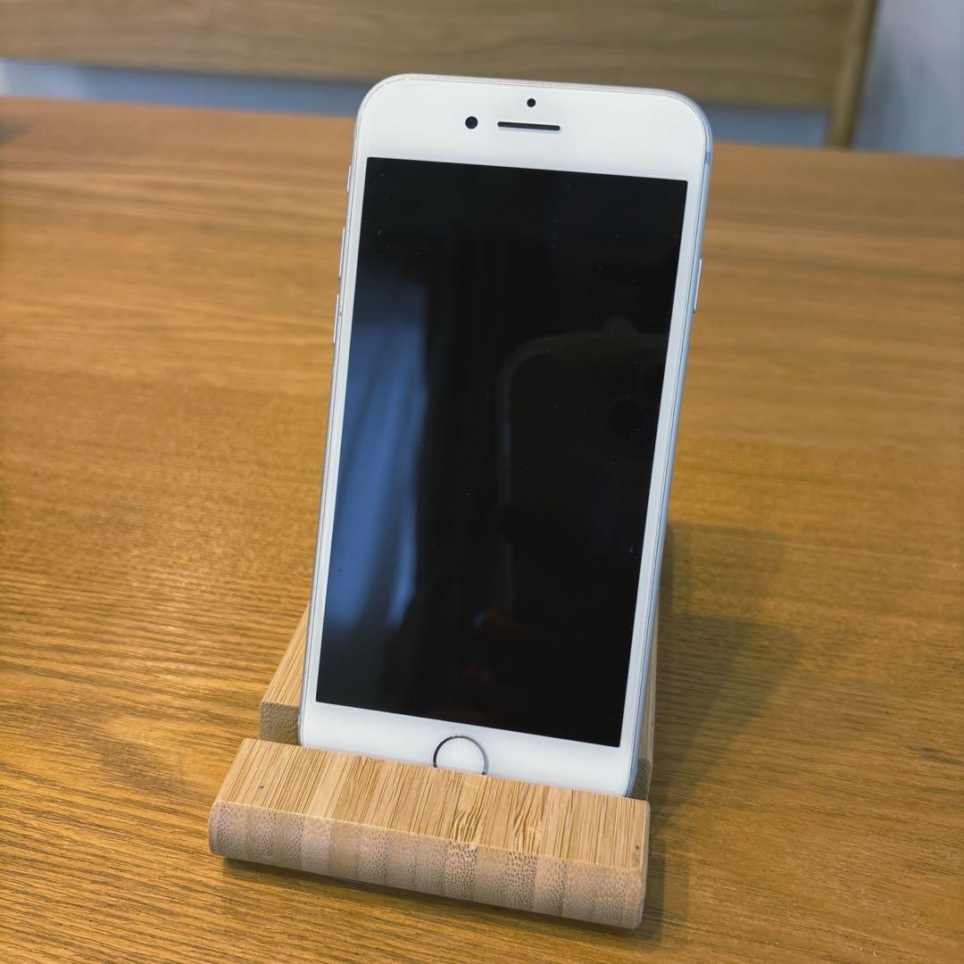 美品　iphone8 64G iPhone 8 64GB シルバー｜テルワールド（中古美品ビジネスフォン販売店）