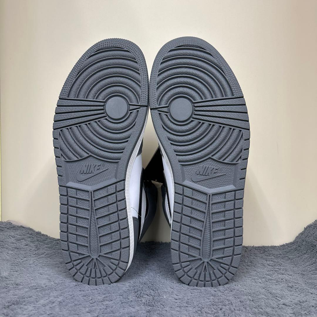 かぶきだ（新品未使用）ジョーダン 1 レトロ ハイ \"レアエア\" 28.5