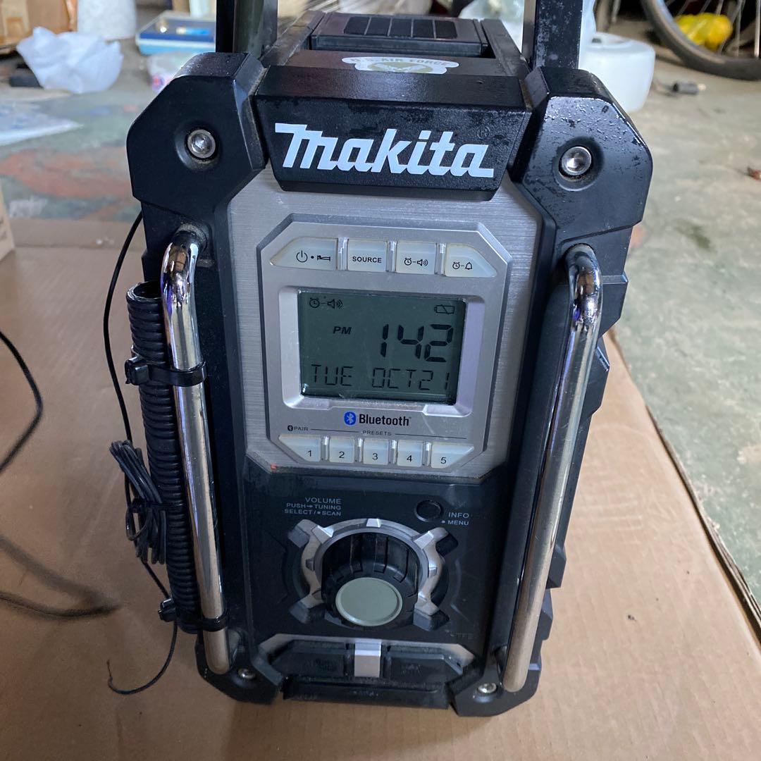 Makita Bluetoothラジオ　MR106 Amazon.co.jp: マキタ(Makita) Bluetooth搭載 充電式ラジオ MR106