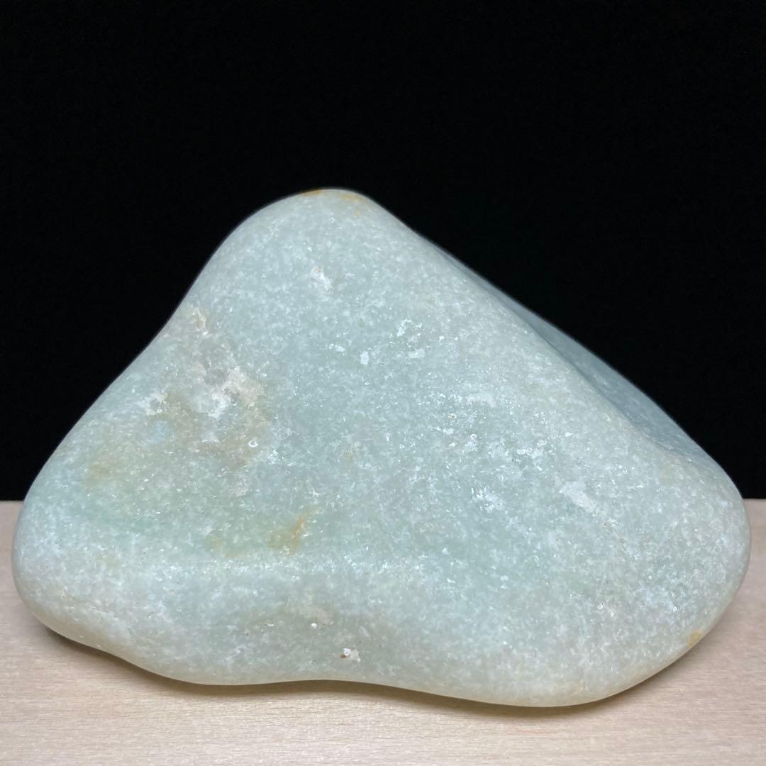 糸魚川翡翠　海中翡翠　海石　翡翠輝石　原石　261.8ｇ