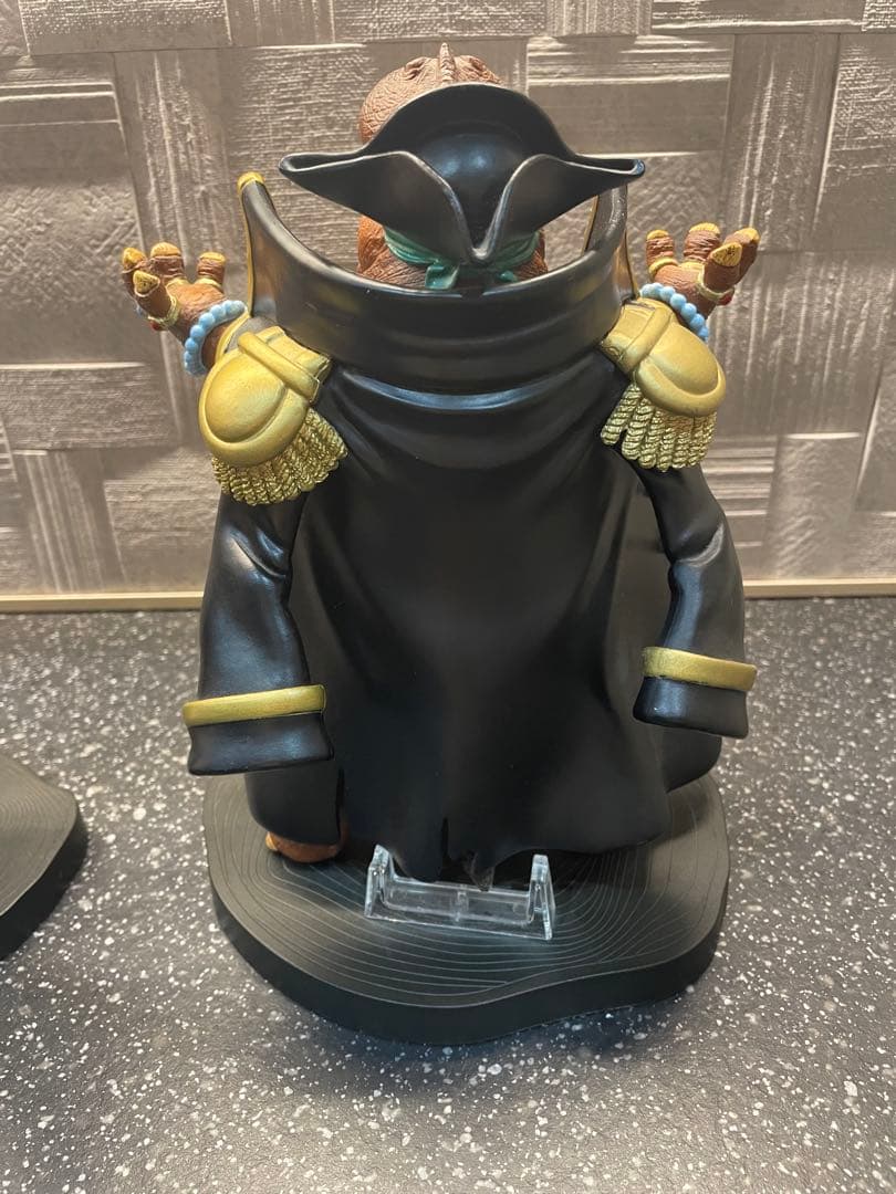 ワンピースフィギュアーツZERO 黒ひげ エース朝隈俊男 - メルカリ