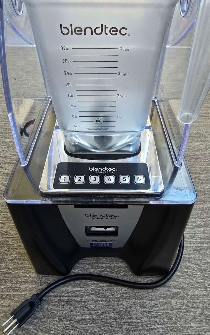 ブレンテック ブレンダー専用ジャグ2個付 Connoisseur 825