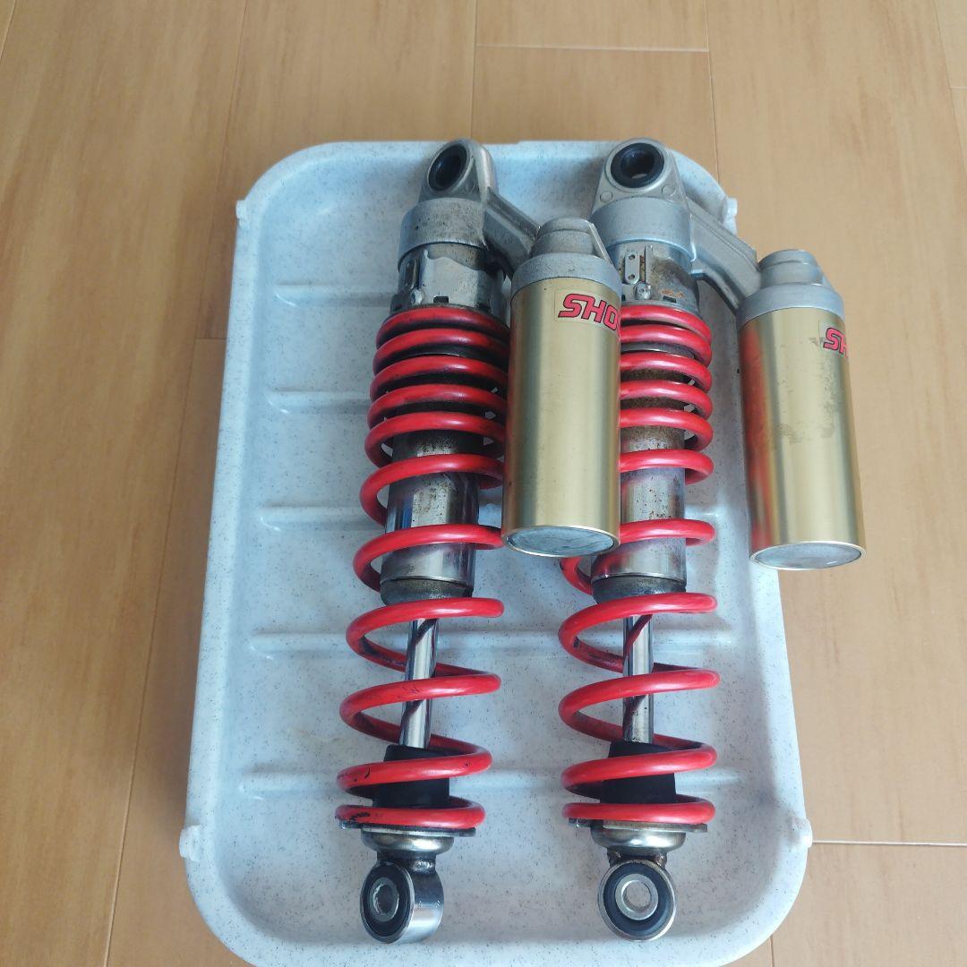 SHOWA CB400SF スペック3 NC39 純正リアサス OH必須 - メルカリ