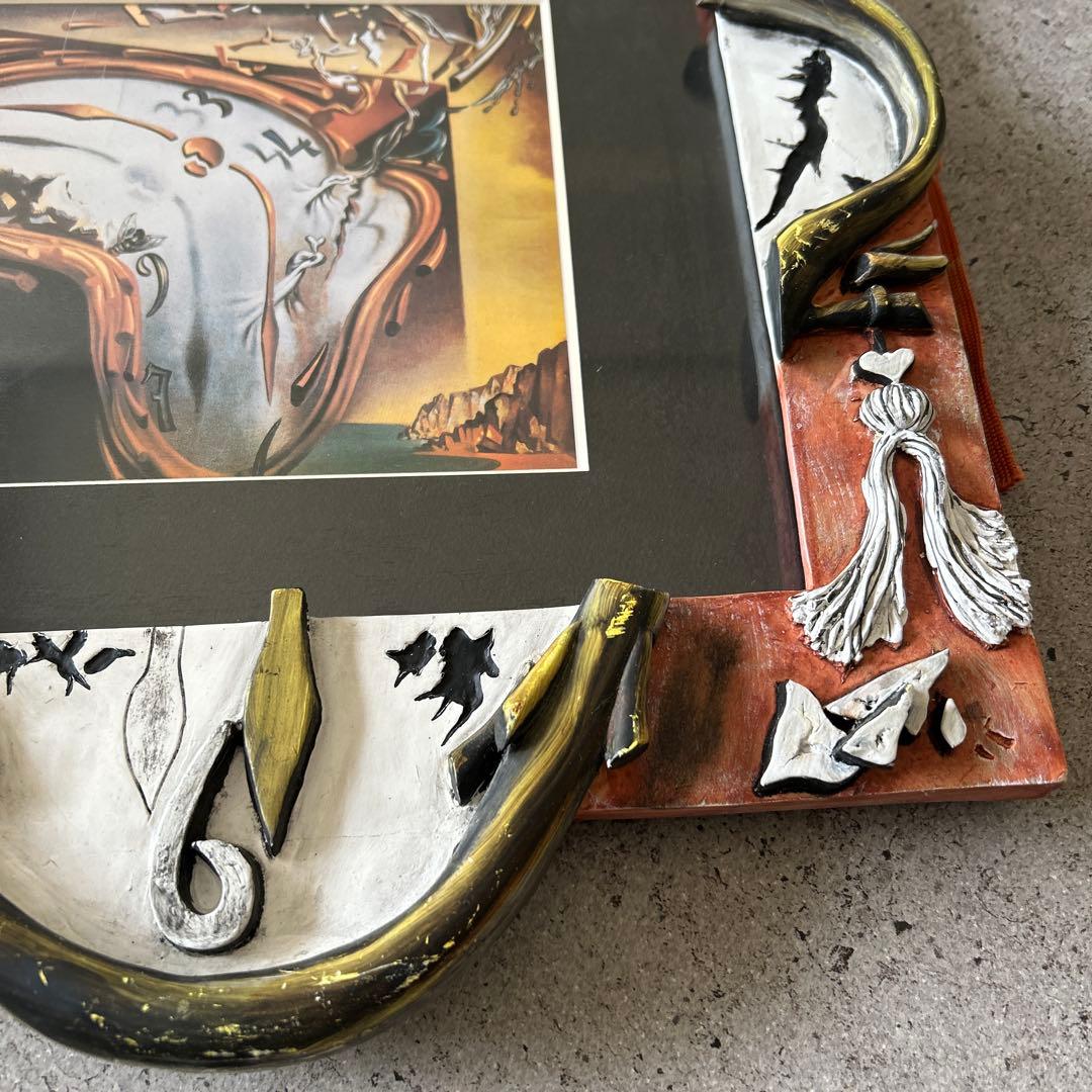 サルバドール ダリの柔らかい時計 立体額縁付き - メルカリ