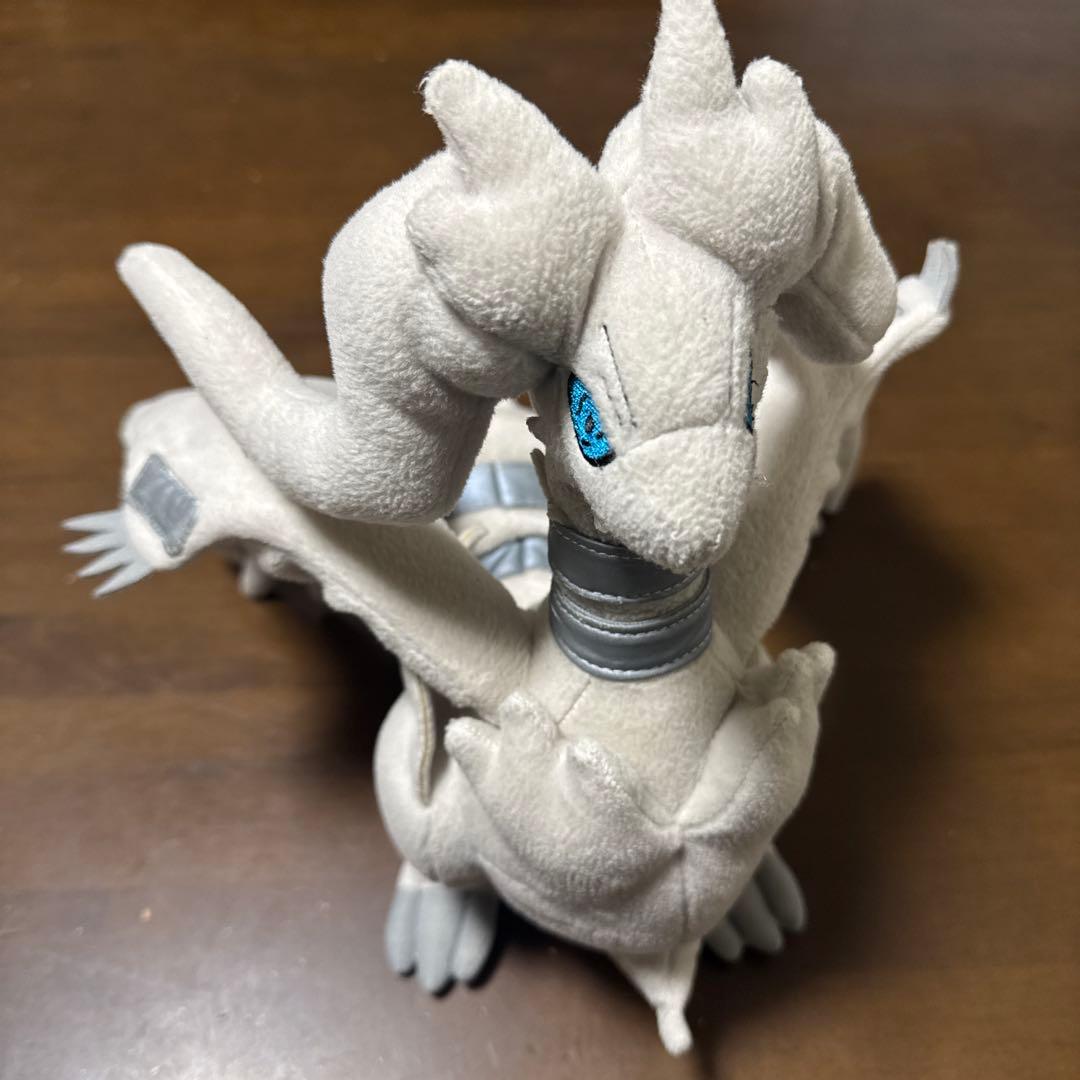 レシラム ぬいぐるみ 2010年 ポケモンセンター - メルカリ