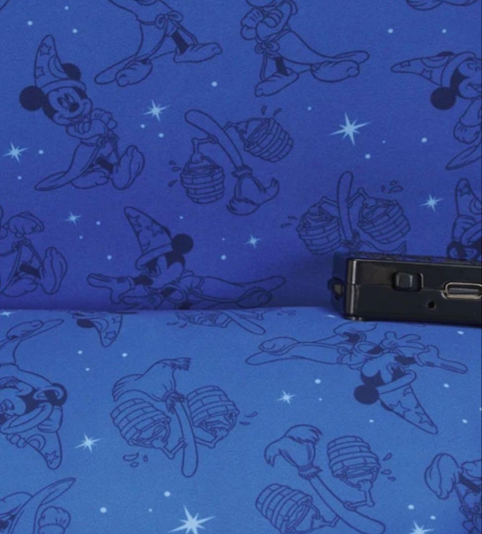 ラウンジフライ ディズニー 魔法使いの弟子 ミッキー ライトアップ