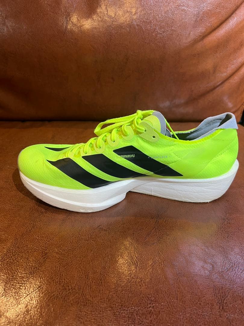 アディゼロタクミセン11 25.5cm