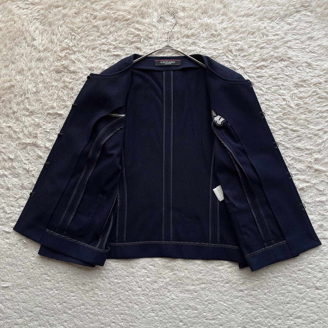 美品】レオナール ノーカラージャケット フラワー トリムスパンコール