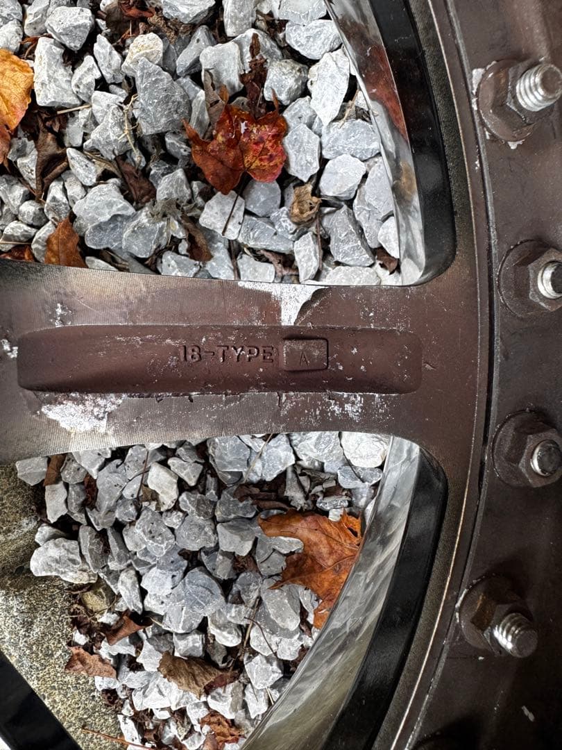 【早期取引希望】インテンシブハンク 18インチ 10J+38?