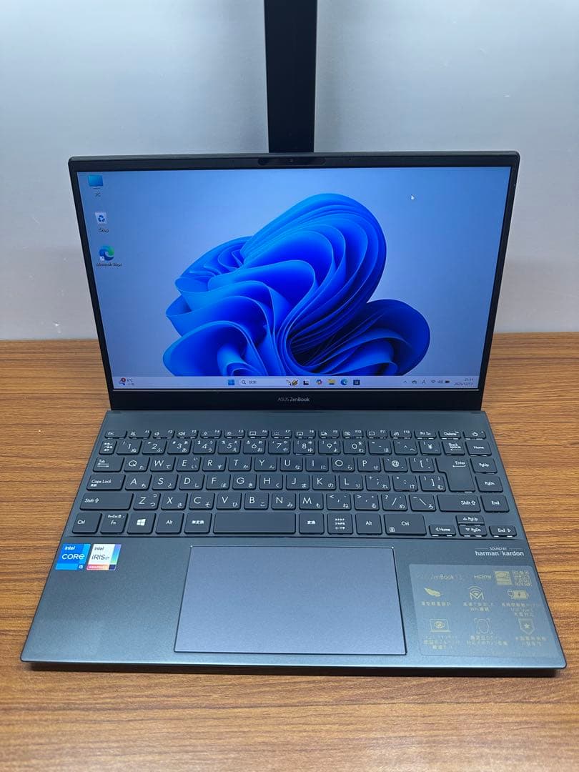 Windowsノート本体 2. ASUS Zenbook 13 UX325EA i5-1135G7 512 Asus ZenBook 13 UX325EA, i5-1135G7 - Notebookcheck.net External
