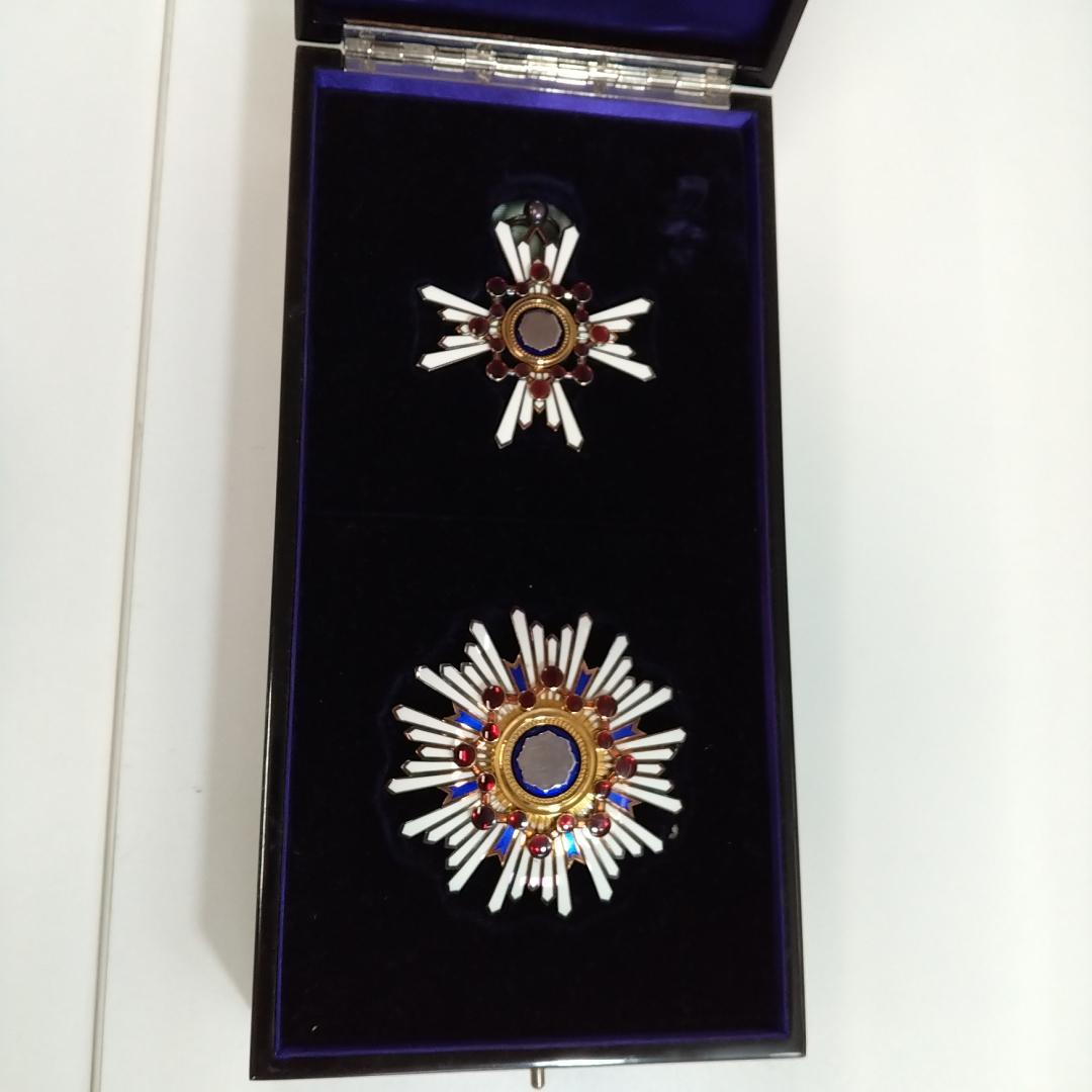 若《PRUMM》勲章　勲一等瑞宝章　共箱付