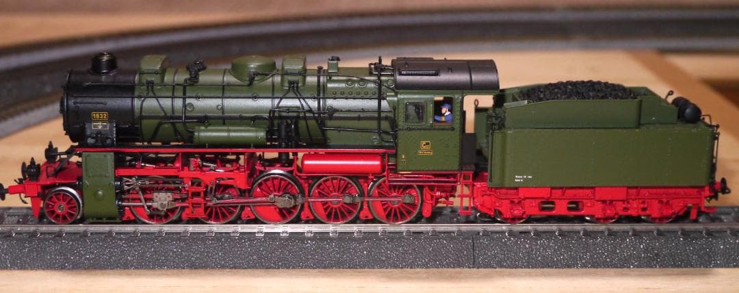 HOゲージ Rivarossi 蒸気機関車 BR58 (DCC,AC仕様) - メルカリ