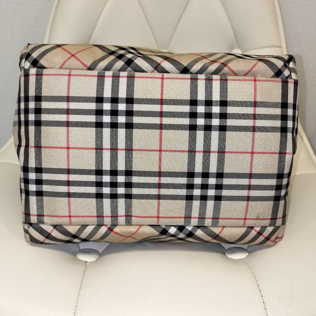 BURBERRY ノバチェック ナイロン ハンドバッグ レザーハンドル 舟形