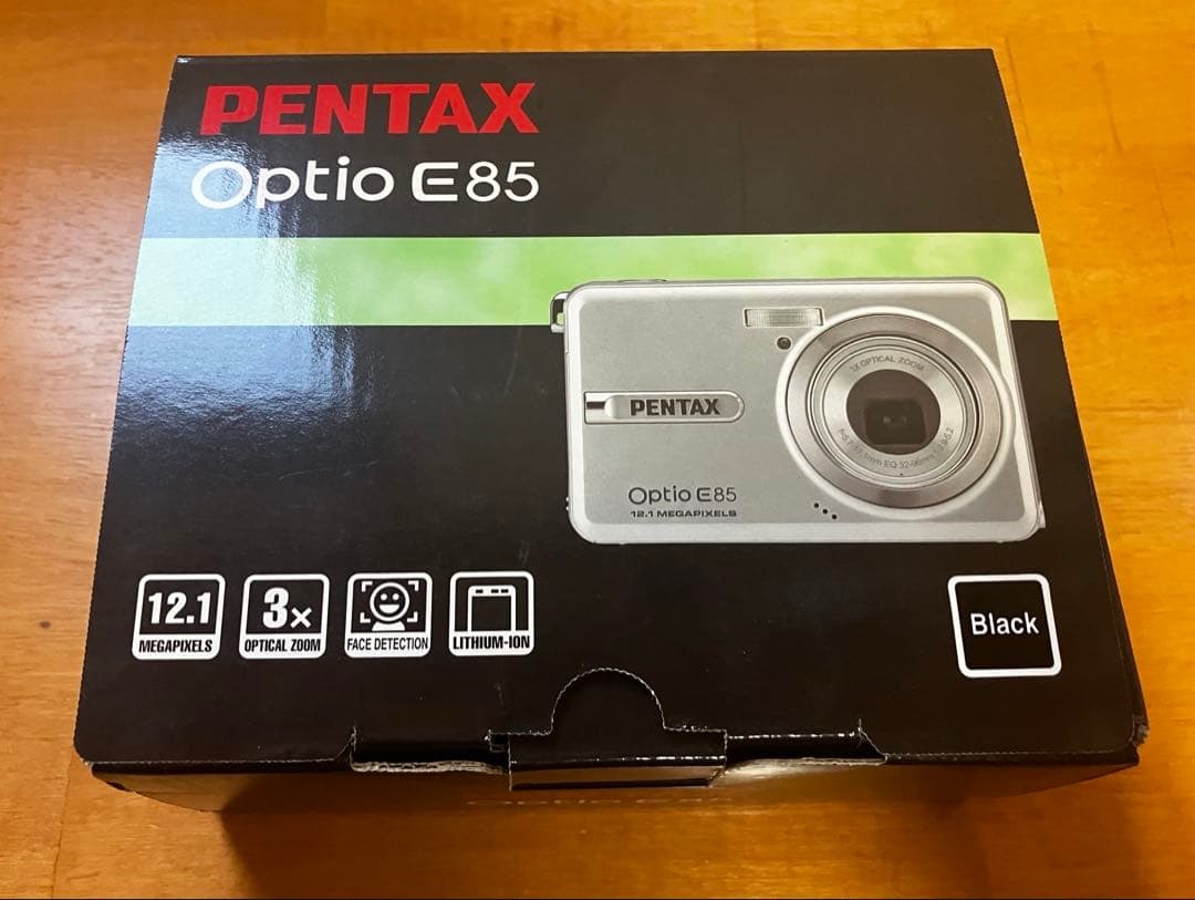 極美品】PENTAX Optio E85 デジカメ シルバー 箱付き カメラ - メルカリ