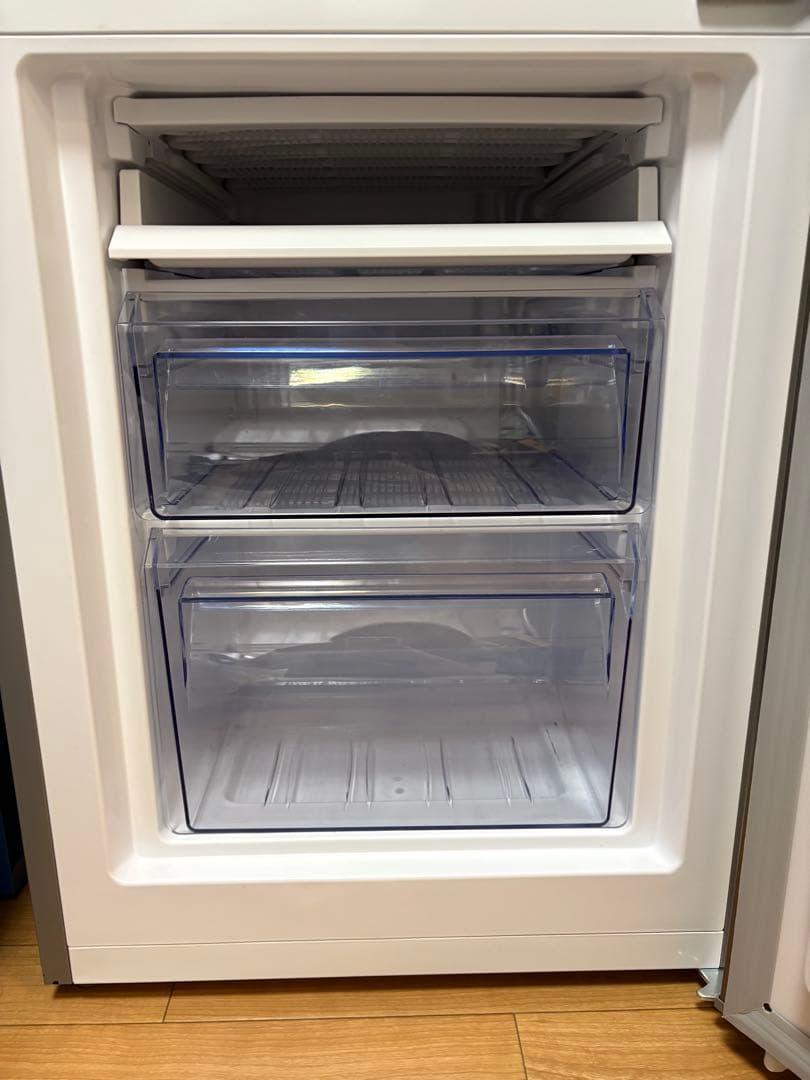 送料込・最終値下げ‼️5/30まで 【2023年製】 TCL 冷凍冷蔵庫 173L