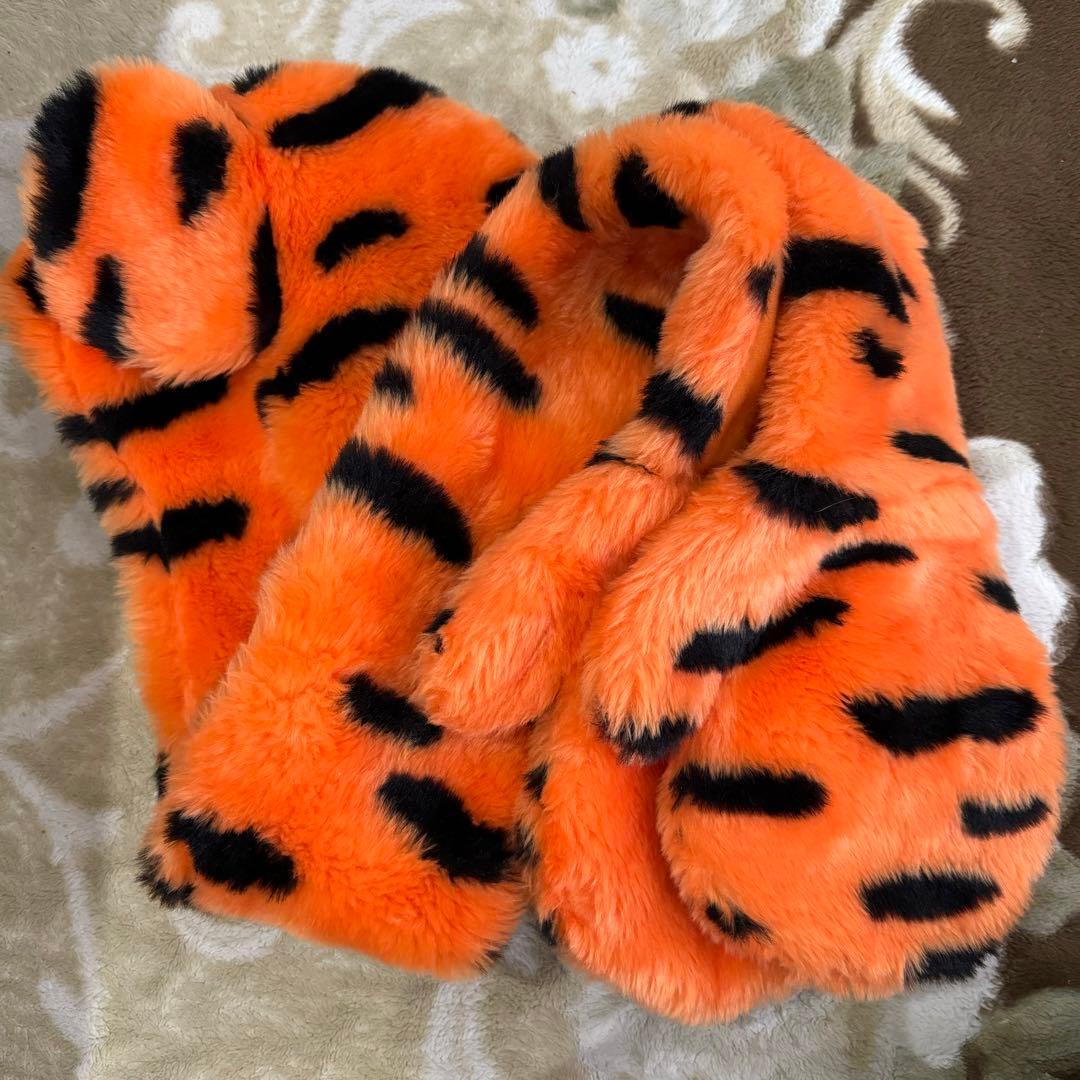 ディズニー」ティガー ファンキャップ マフラー フード付き被り物