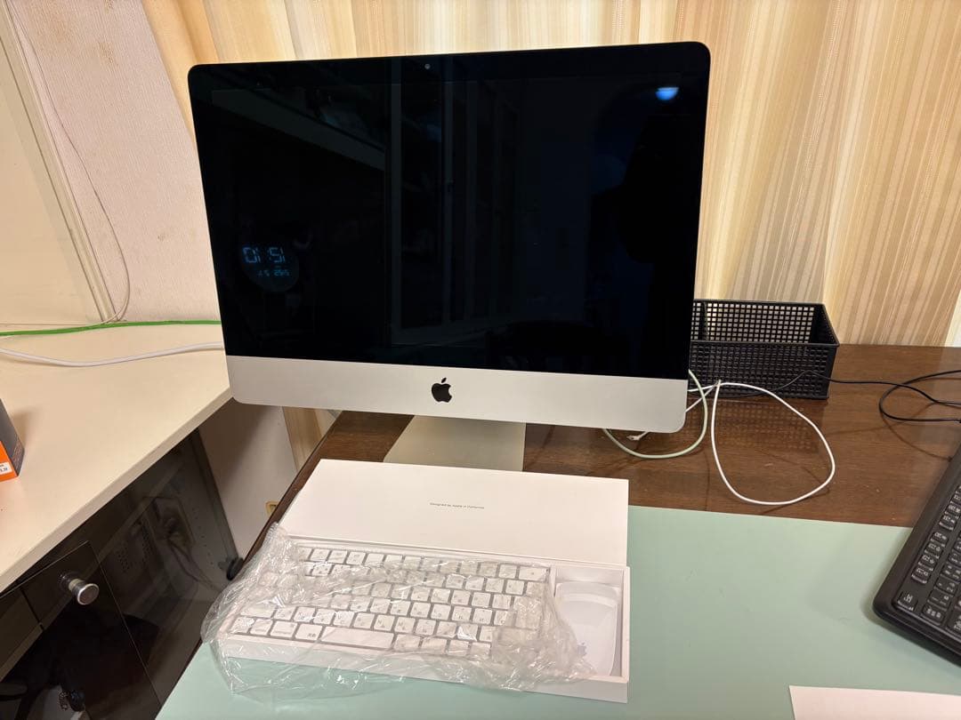 Apple iMac ワイヤレスキーボード・マウス付き - メルカリ