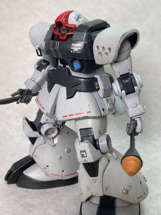 MG 1/100ドム ホワイトオーガー 重装仕様 改修 塗装 完成品 ガンダム