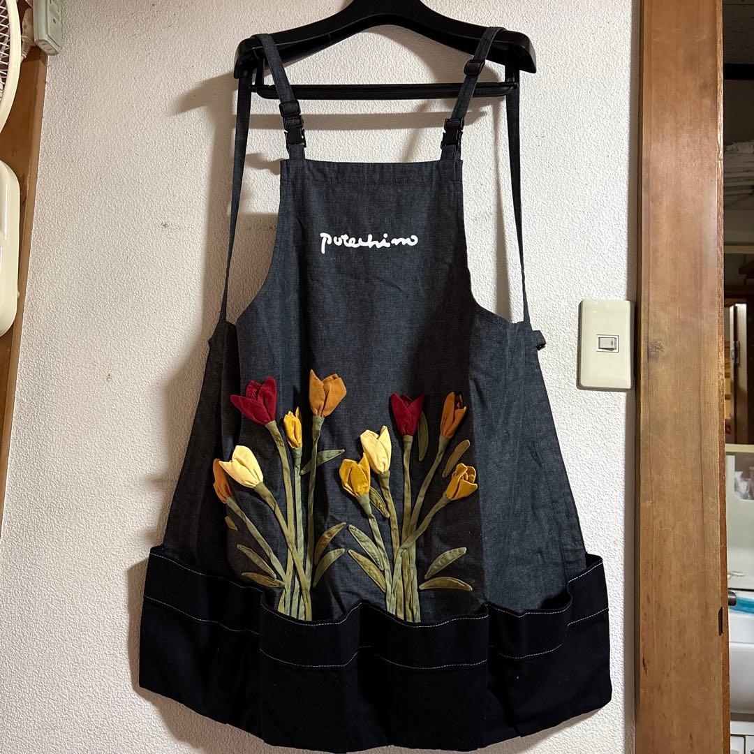 ポテチーノ チューリップ刺繍エプロン - メルカリ