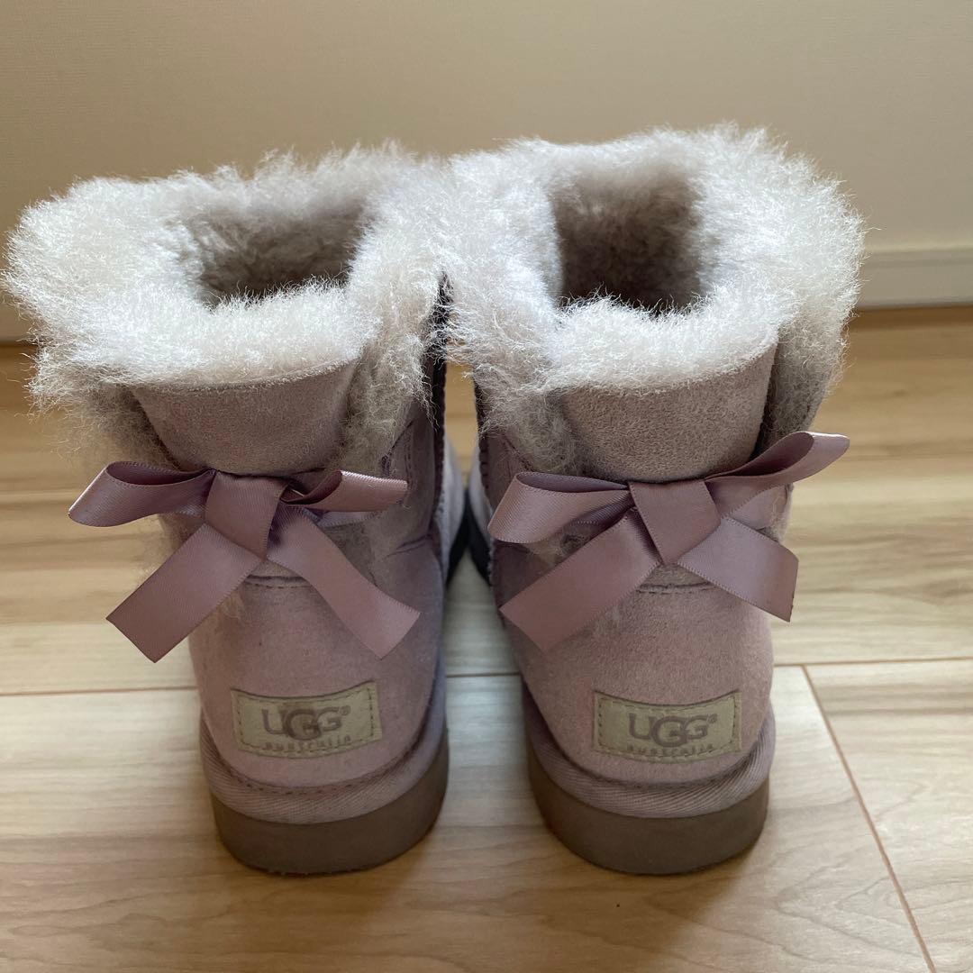 UGG アグ ムートンブーツ リボン ミニベイリーボウ - メルカリ