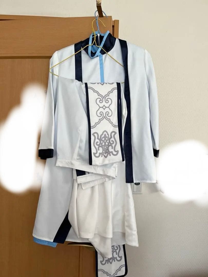 魔法使いの約束　ファウスト　白まほ　コスプレ衣装 Amazon.co.jp: ファウスト コスプレ衣装 まほやく1周年 正装 白スーツ