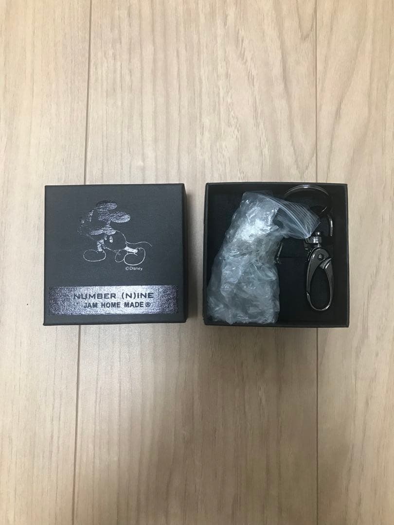 激レア】NUMBER (N)INE ミッキーマウス キーホルダー - メルカリ