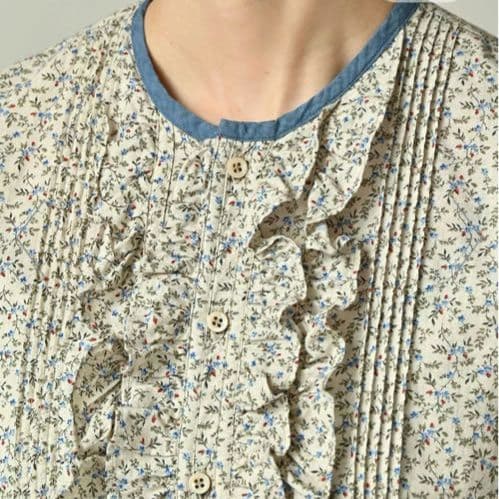 未使用品 45R ツタフラワープリントのフリルブラウス 45rpm - メルカリ