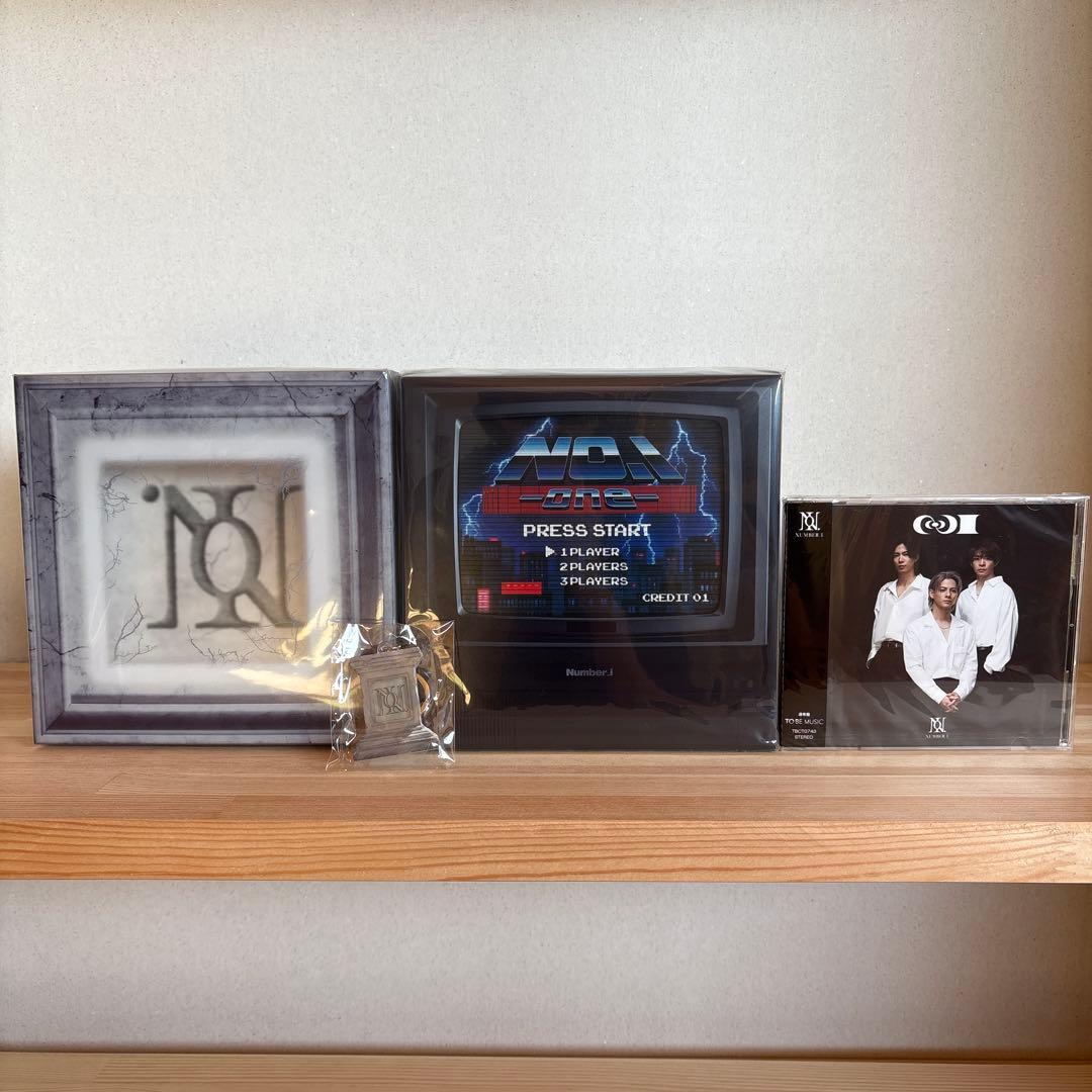 【新品未開封】No.1初回生産限定版3形態特典付き+アクスタ2025/平野紫耀 新品未開封】No.1初回生産限定版3形態特典付き+アクスタ2025/平野紫耀