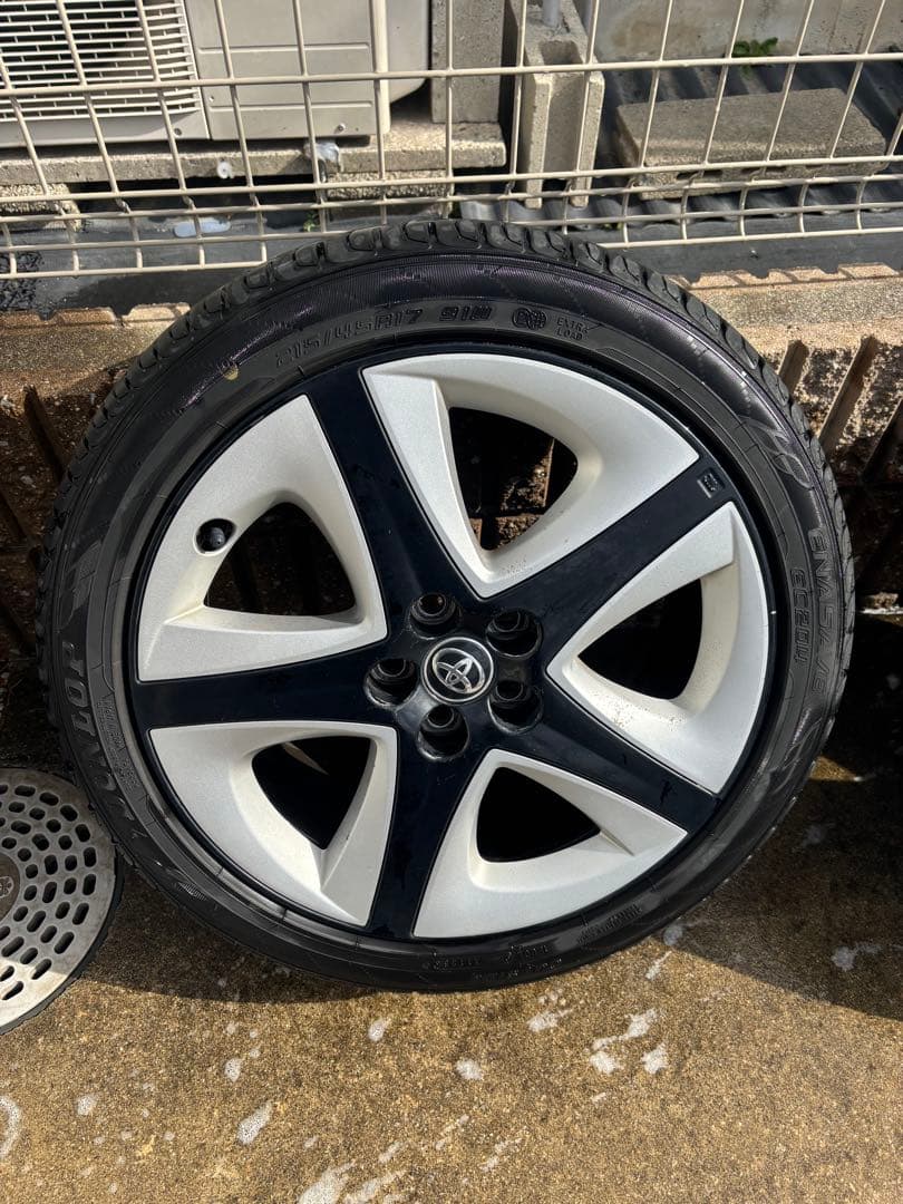 50プリウス 純正Sツーリングタイヤホイールセット　215/45/17R