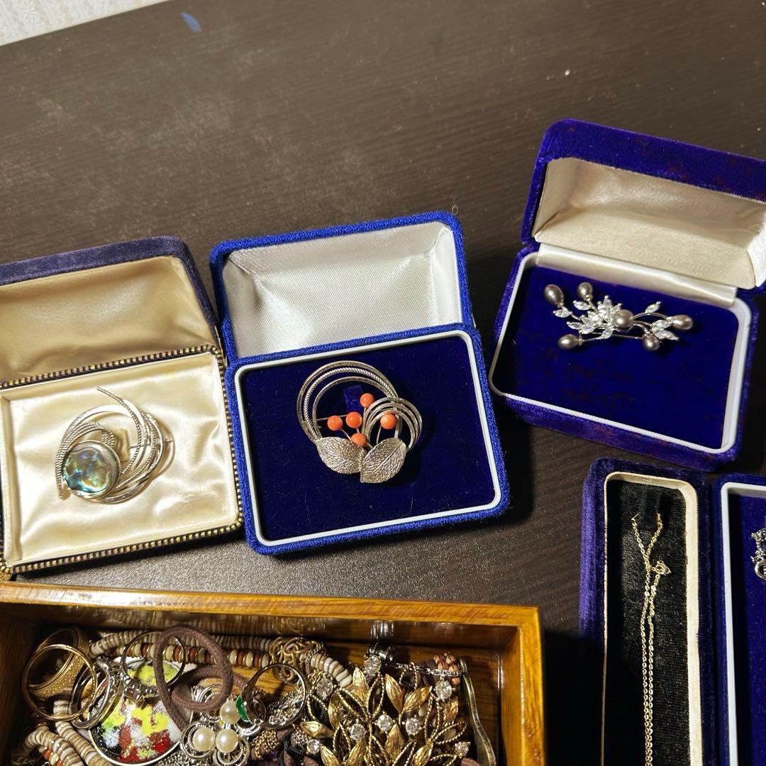 遺品整理 生前整理 アクセサリー まとめ まとめ売り 財布 ネックレス