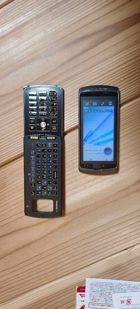 新品未使用】レア セパレート型携帯 docomo FOMA F-04B - メルカリ