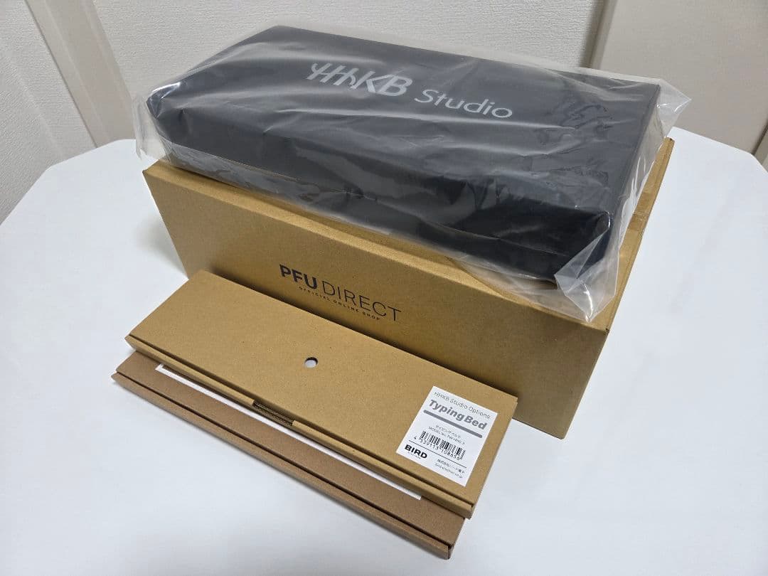 HHKB Studio 日本語配列 雪 タイピングベッド及びキーボードルーフ付き HHKB Studio 日本語配列／雪｜HHKB,Studio｜PFUダイレクト