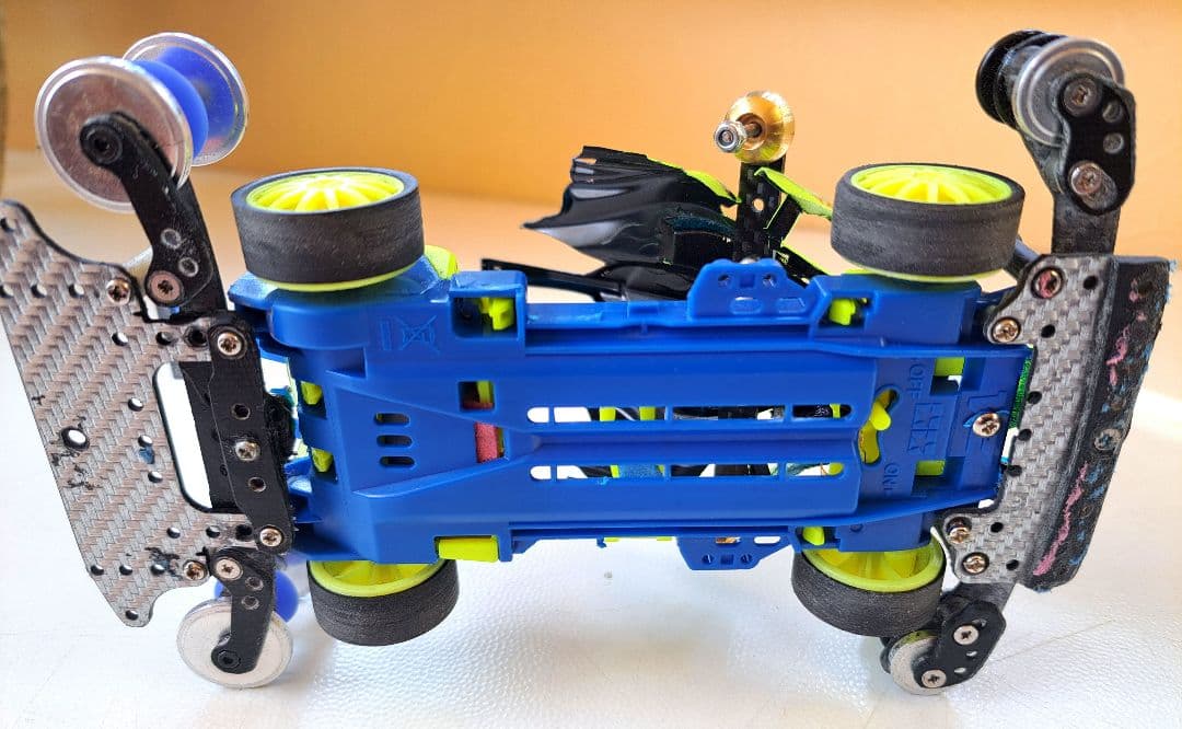 ミニ四駆 エアロアバンテ VZ青シャーシ レース仕様 フルカスタム 完成品