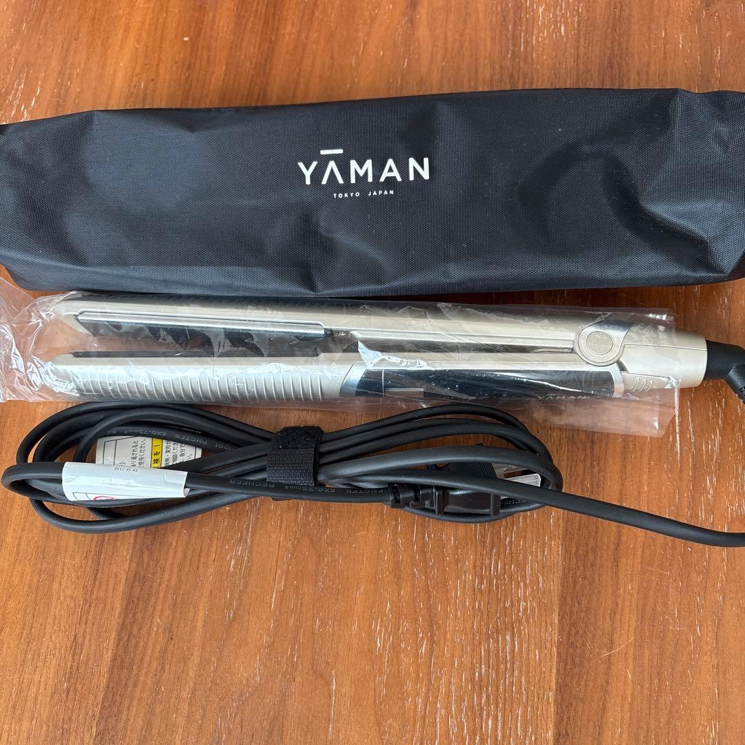 YAMAN スムースアイロンフォトイオン　ストレートもカールも ヴェーダスムースアイロン PLUS | YA-MAN TOKYO JAPAN | ヤーマン株式会社