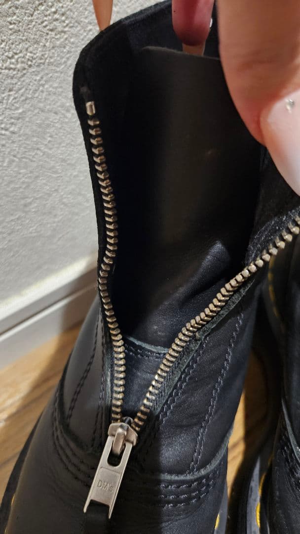 Dr. Martens ブラック 厚底ブーツ 箱無し 送料 無料