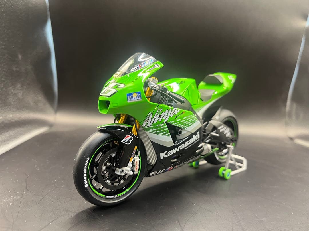 タミヤ 1/12 Kawasaki Ninja ZX-RR 完成品