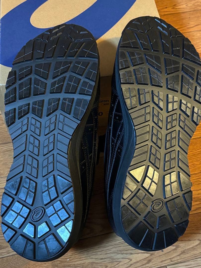 [新品未使用品]　アシックス　WINJOB CP311 安全靴 27.0cm