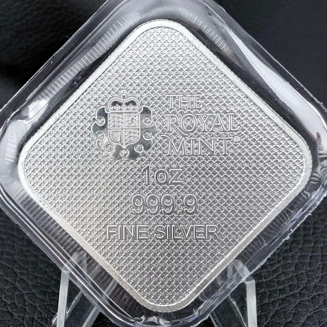 銀貨 英国 ロイヤルミント クイーンズビーストコンプリーター 純銀